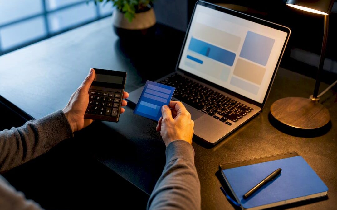 Year 1 Shopify Costs for SMBs: $600–$10,000 and Where to Cut